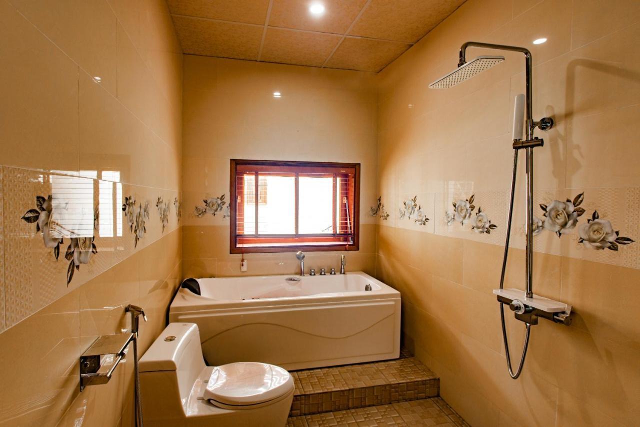 Caesar Phu Quoc Hotel Bagian luar foto